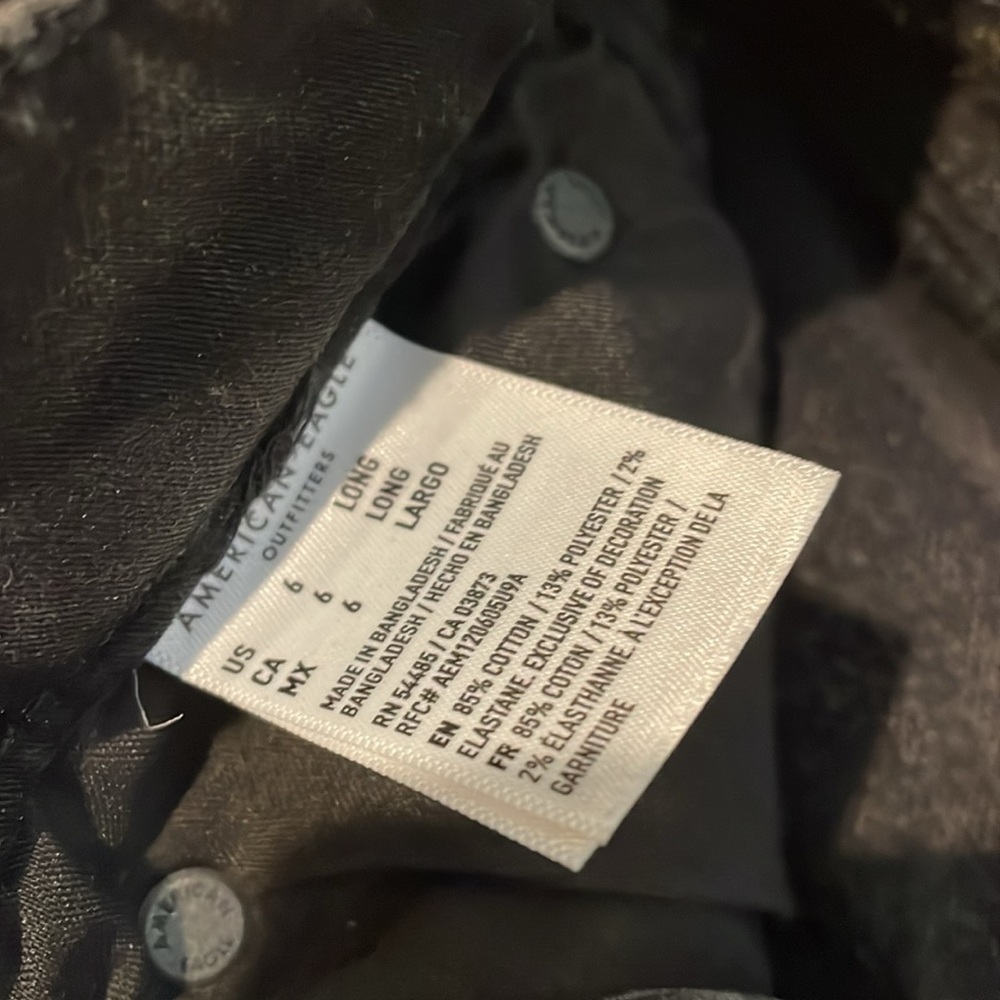 American Eagle Distressed Next Level Stretch Jeggings in black size 6 long - Picture 5 of 10